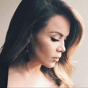 Meet your Posher, Hilda